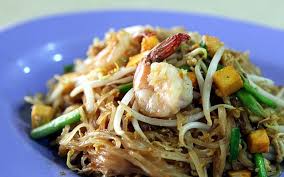 Popular Thai Street Food - Thai Fried Noodles